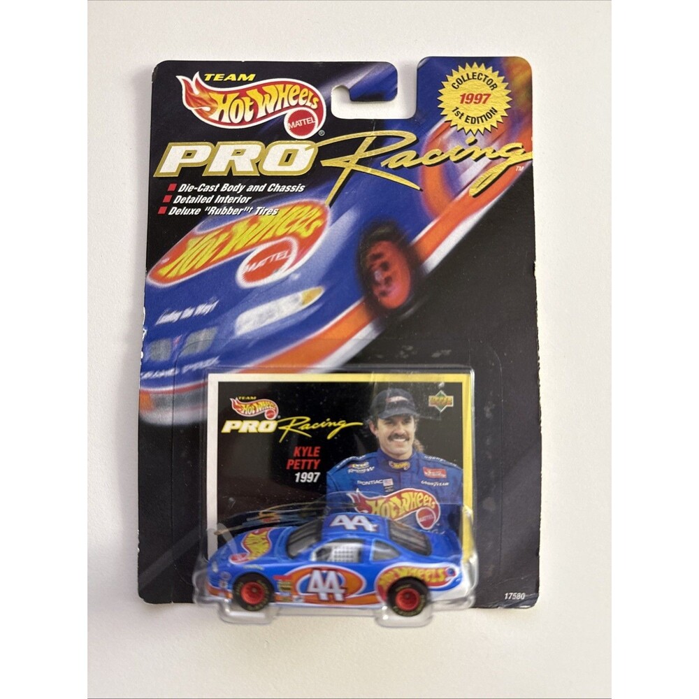 Hot Wheels Vintage Pro Racing 1997 Short Track Pontiac Grand Prix PE2 #44 Blue